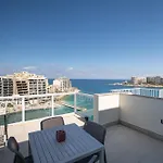 Giuliani Seafront Penthouse 15 *