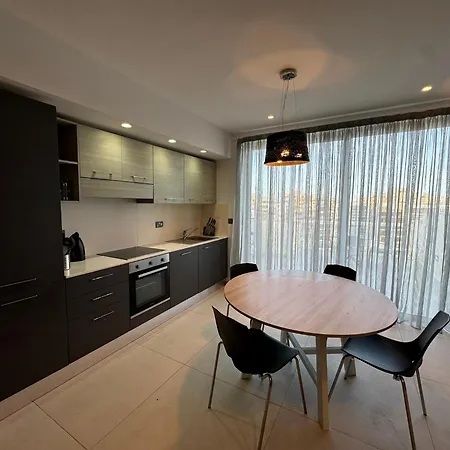 Appartement Giuliani Seafront Penthouse 15 *