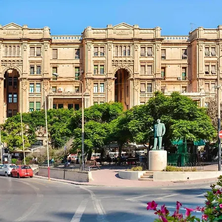 דירה Giuliani Seafront Penthouse 15