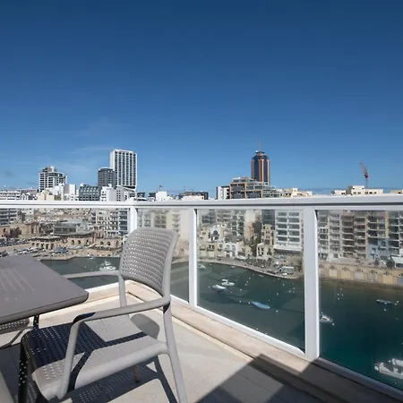 Giuliani Seafront Penthouse 15 San Giuliano