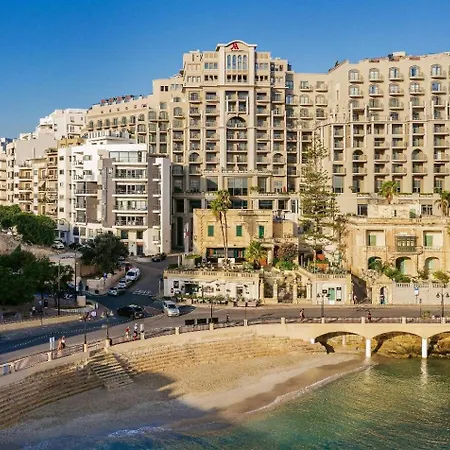 Giuliani Seafront Penthouse 15 Apartment *